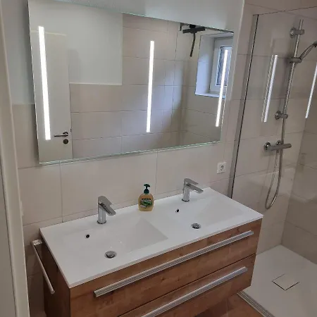 Urlaub Zwischen Den Meeren Auf Hof Jørlon Apartment *